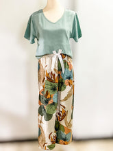 Load image into Gallery viewer, Jasmine